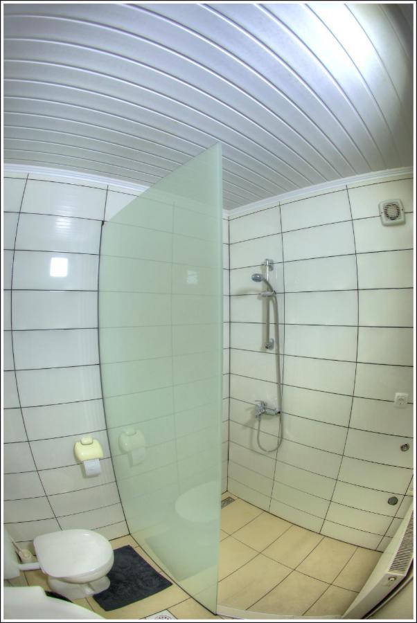Bokun Apartments II Sisak Luaran gambar